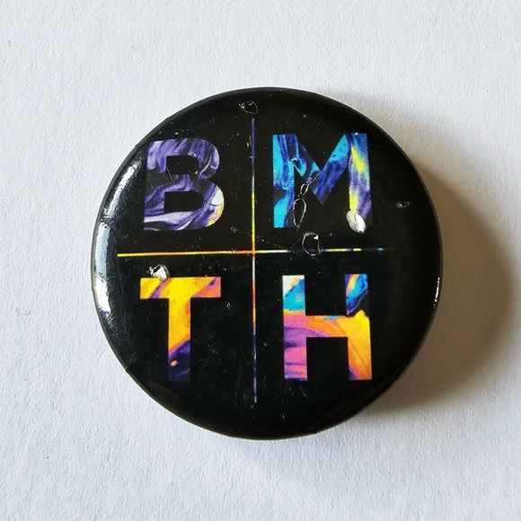 6 Assorted Pins - Picture 7 of 8